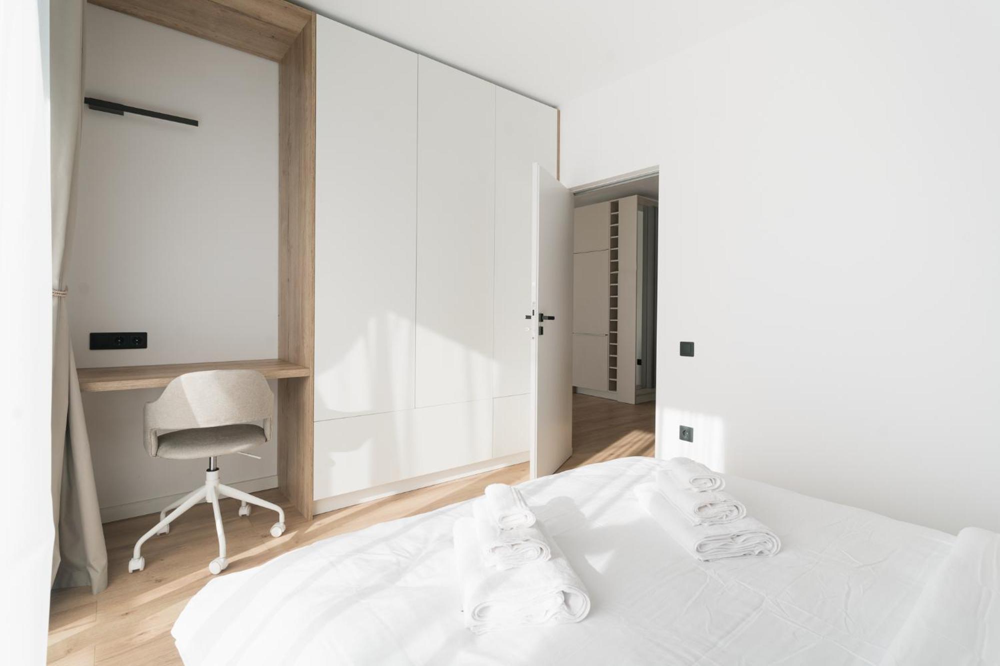 Flow Apartment 1 Bedroom With Parking Cluj-Napoca Ngoại thất bức ảnh